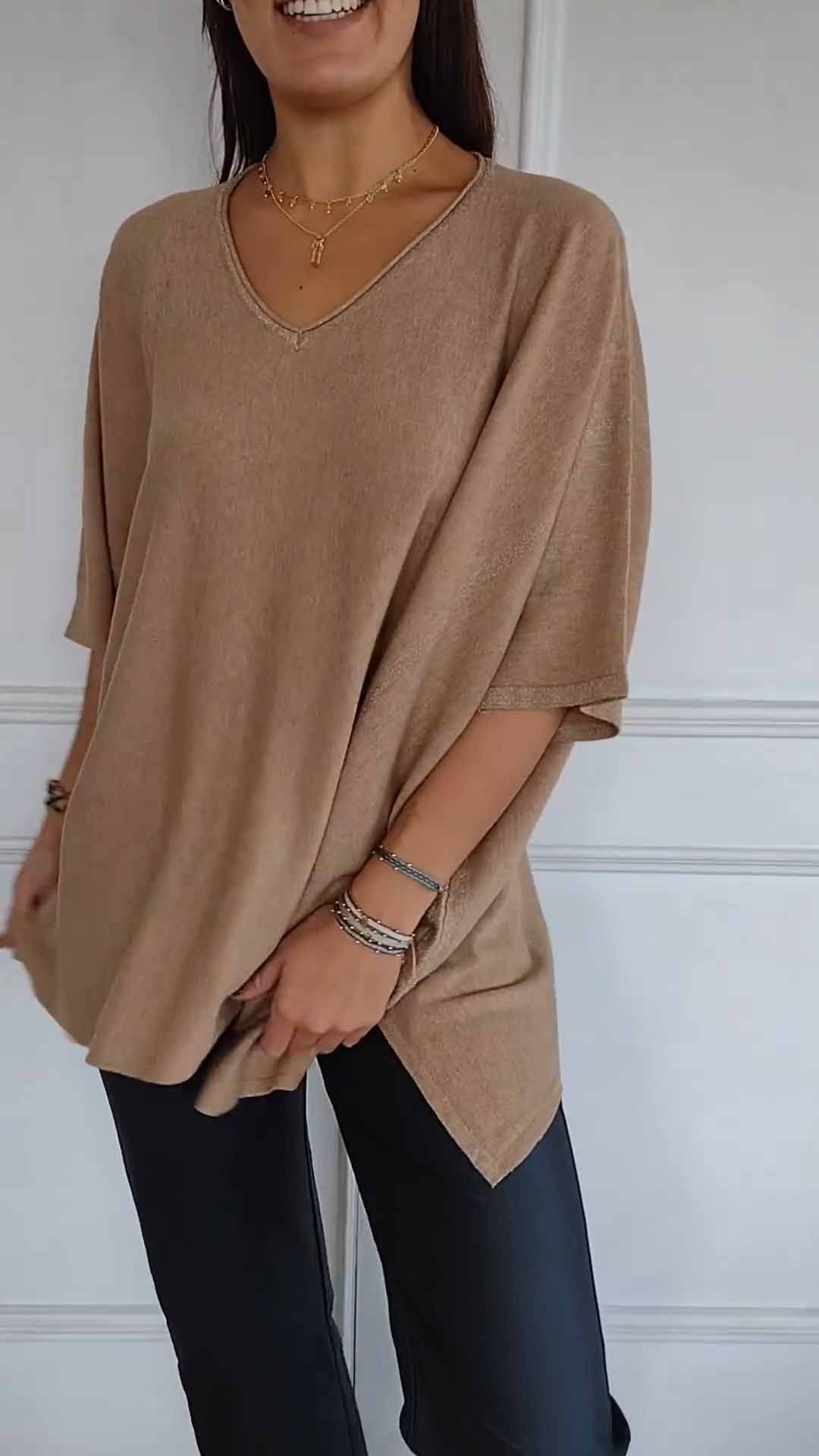 Women's V-neck Solid Color Mid-sleeve Top