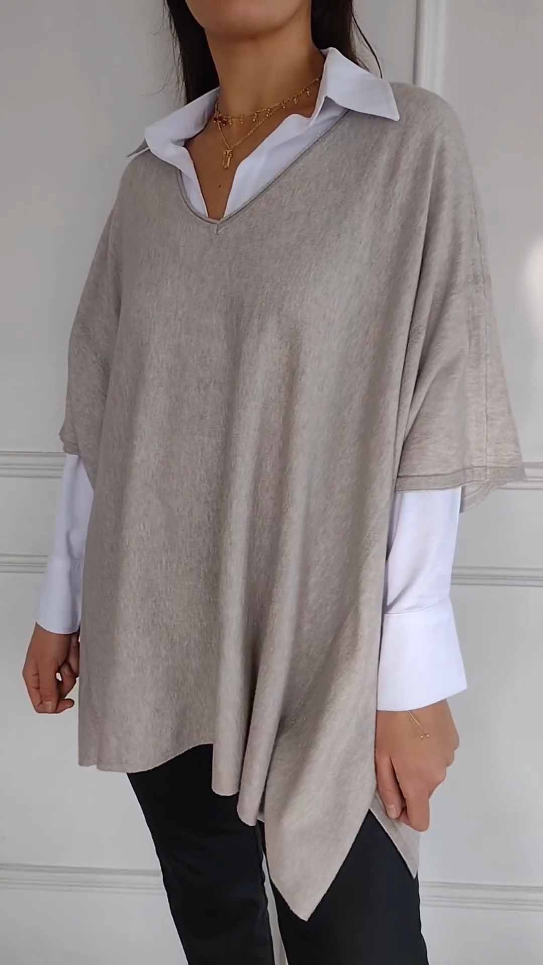 Women's V-neck Solid Color Mid-sleeve Top