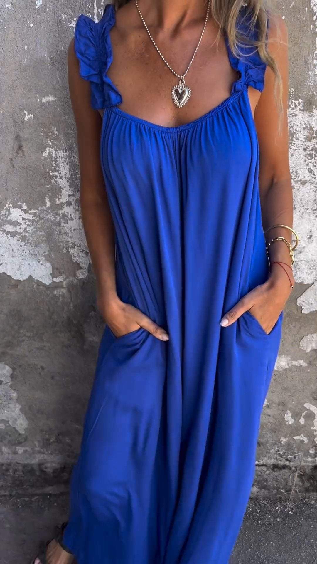 Solid Color V-neck Comfortable Jumpsuit