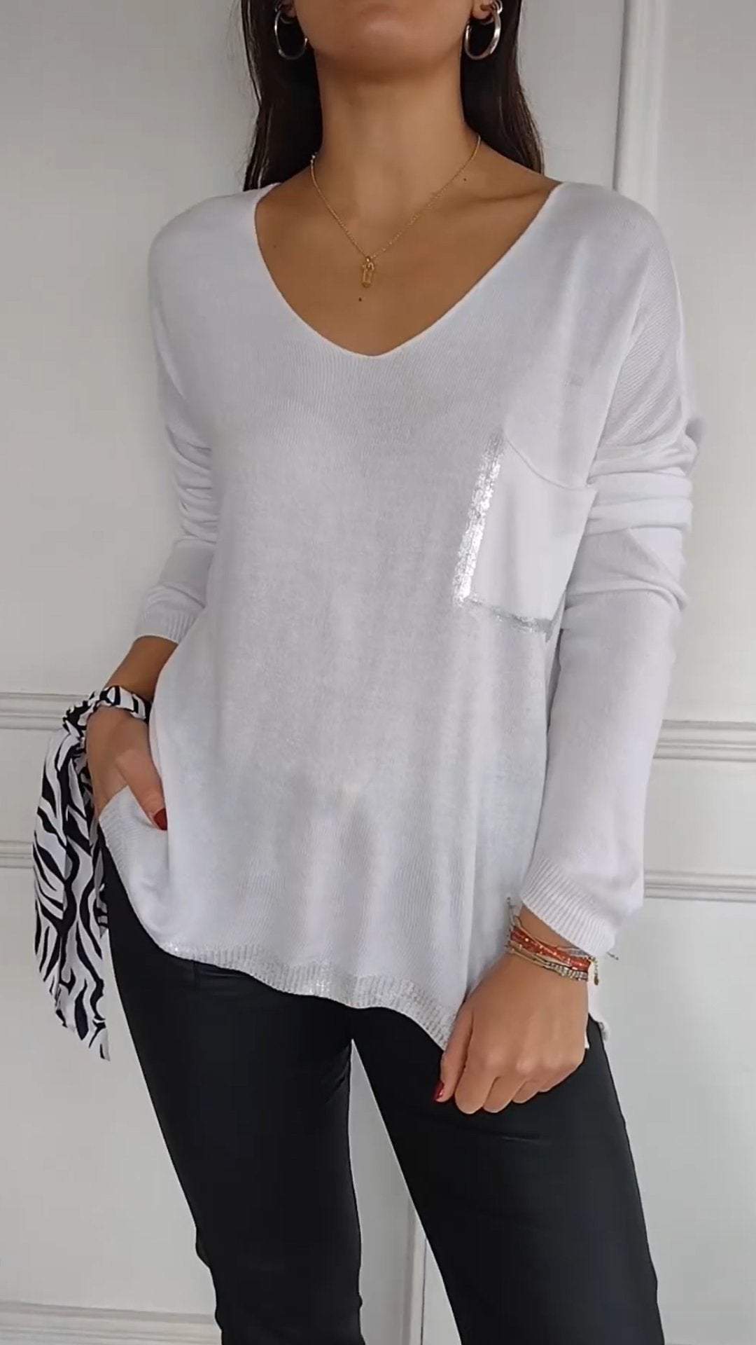 Women's V-neck Long Sleeve Top