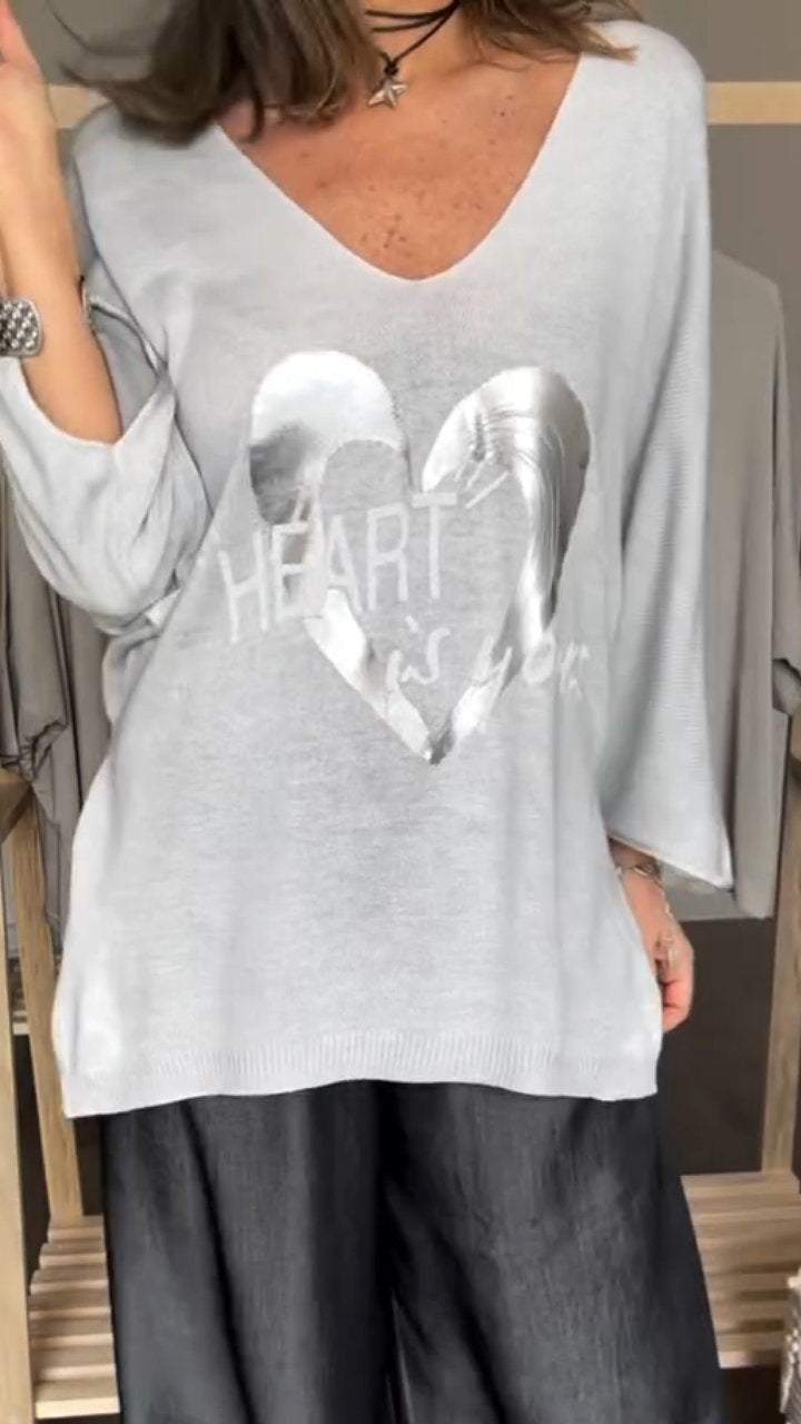 Women's V-neck Heart Print Long-sleeved Casual Top