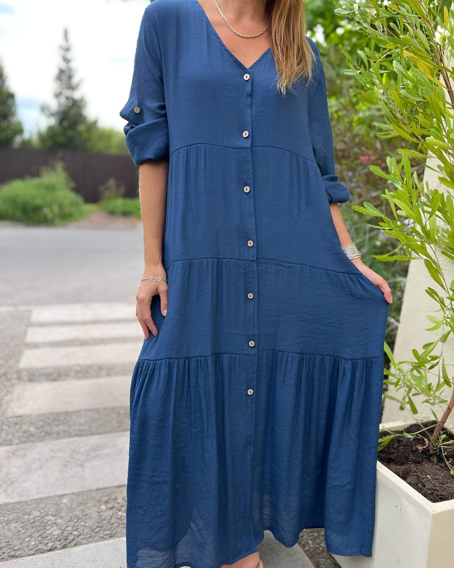 Women's V-neck Mid-sleeve Casual Dress