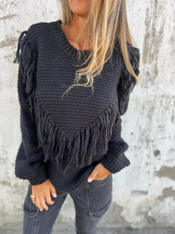 Round Neck Fringed Knitted Top