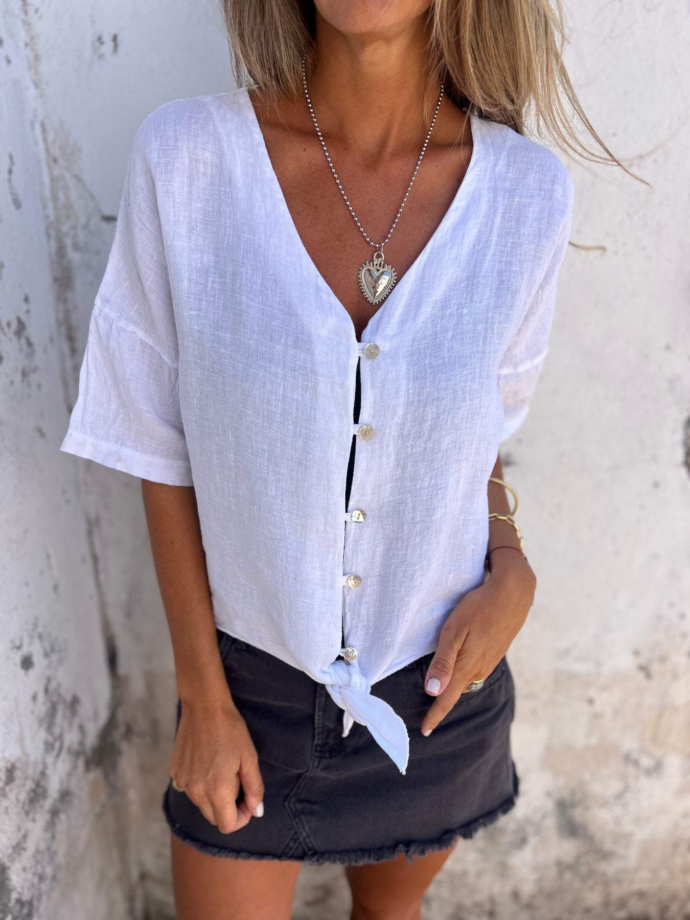 Cotton and Linen V-neck Casual Top