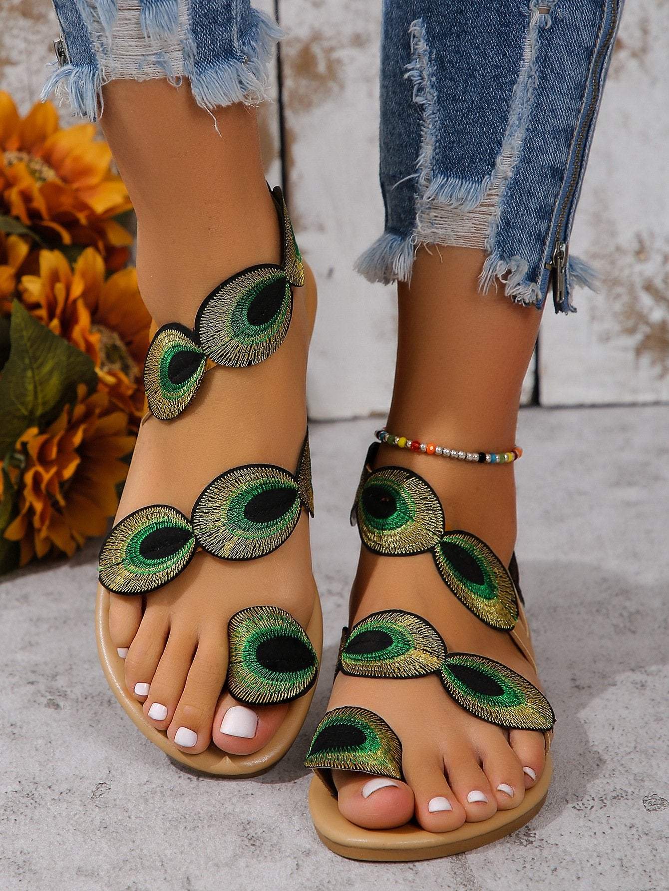 Flat Peacock Eye Beach Sandals