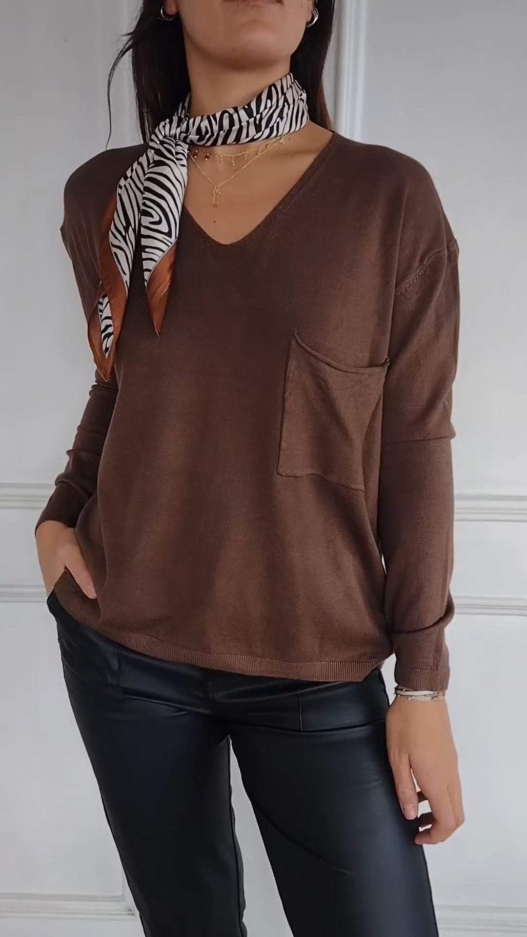 Casual V-neck Solid Color Top